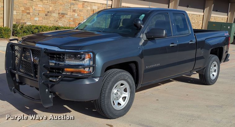 image for item DN3807 2017 Chevrolet Silverado 1500 Double Cab pickup truck