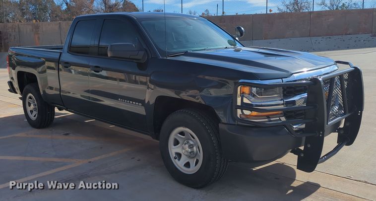 image for item DN3807 2017 Chevrolet Silverado 1500 Double Cab pickup truck