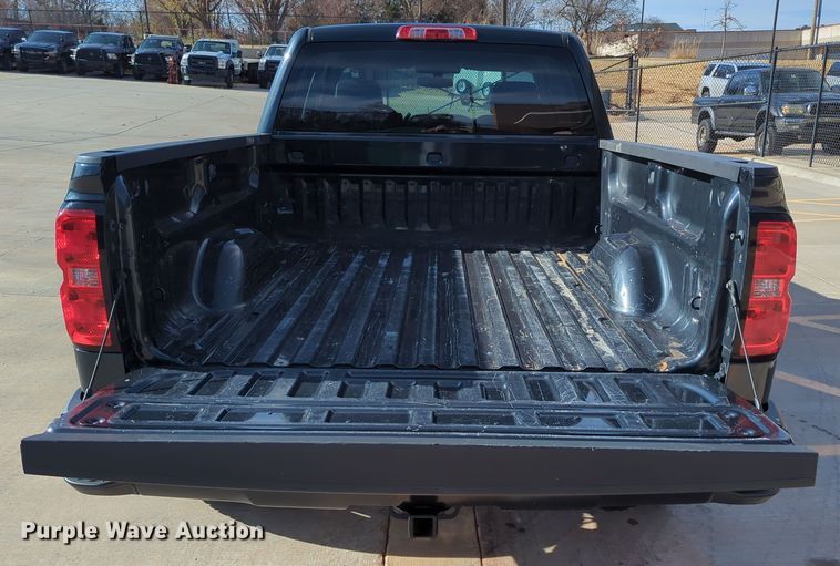 image for item DN3807 2017 Chevrolet Silverado 1500 Double Cab pickup truck