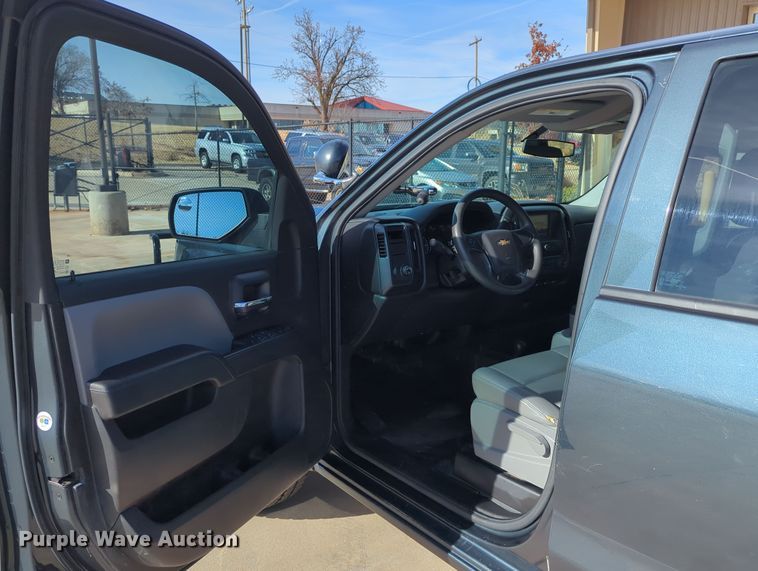 image for item DN3807 2017 Chevrolet Silverado 1500 Double Cab pickup truck