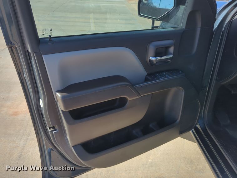 image for item DN3807 2017 Chevrolet Silverado 1500 Double Cab pickup truck