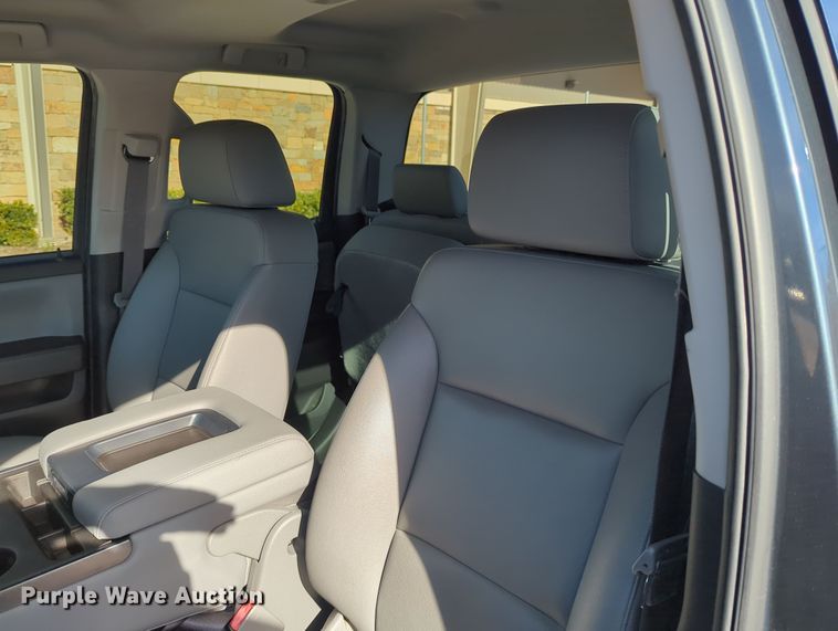 image for item DN3807 2017 Chevrolet Silverado 1500 Double Cab pickup truck