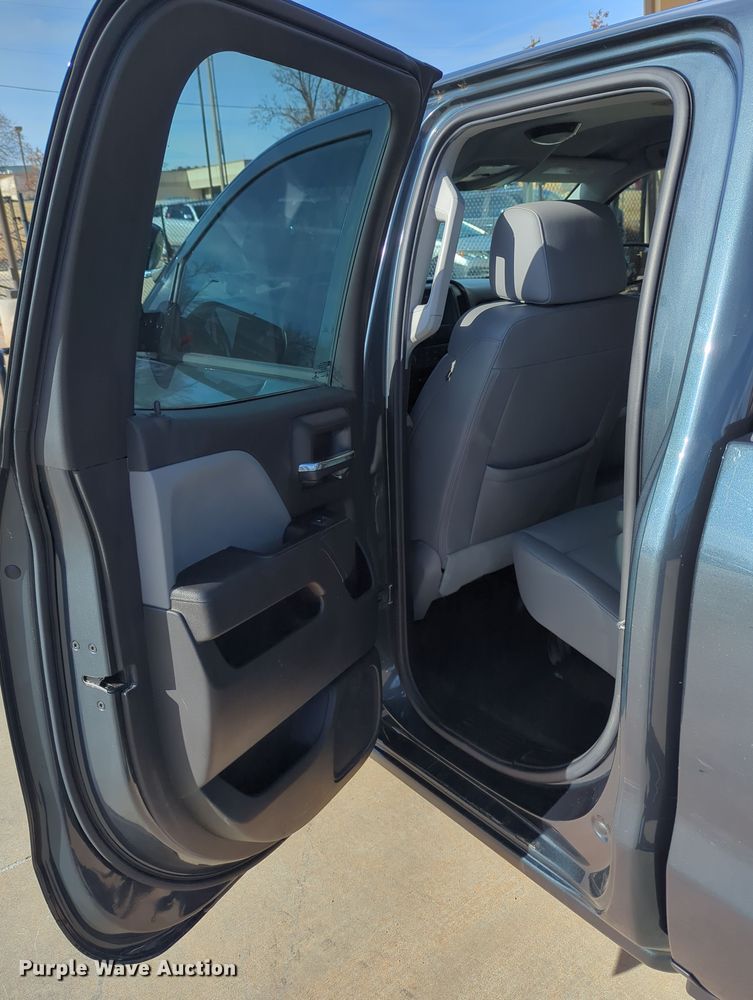 image for item DN3807 2017 Chevrolet Silverado 1500 Double Cab pickup truck