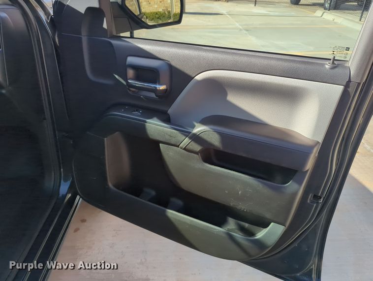 image for item DN3807 2017 Chevrolet Silverado 1500 Double Cab pickup truck