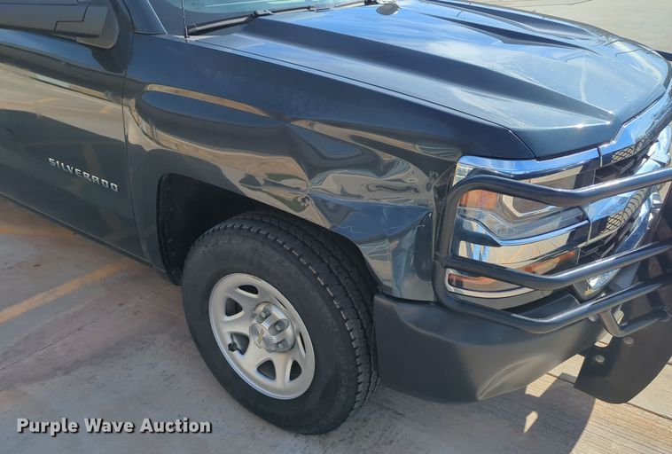 image for item DN3807 2017 Chevrolet Silverado 1500 Double Cab pickup truck