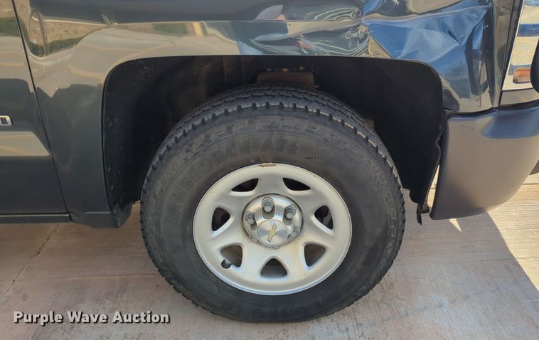 image for item DN3807 2017 Chevrolet Silverado 1500 Double Cab pickup truck