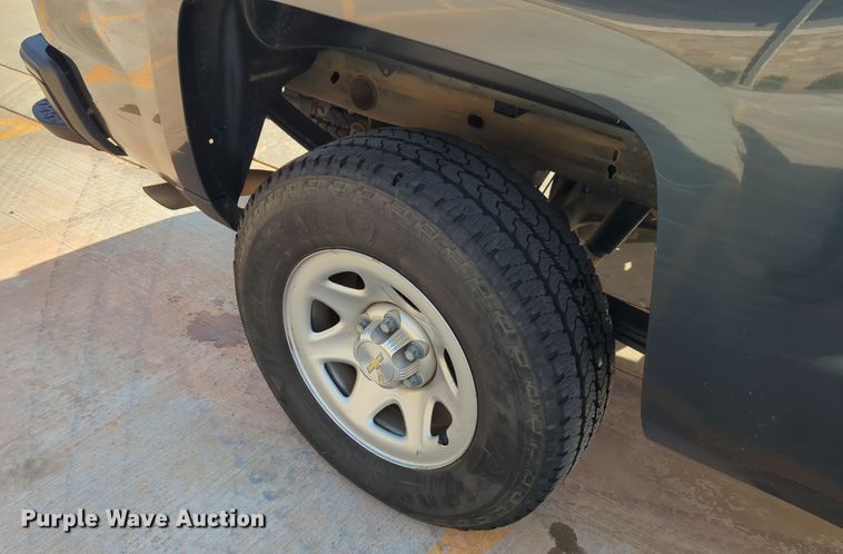 image for item DN3807 2017 Chevrolet Silverado 1500 Double Cab pickup truck