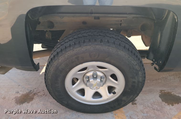 image for item DN3807 2017 Chevrolet Silverado 1500 Double Cab pickup truck