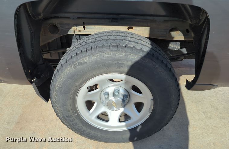 image for item DN3807 2017 Chevrolet Silverado 1500 Double Cab pickup truck