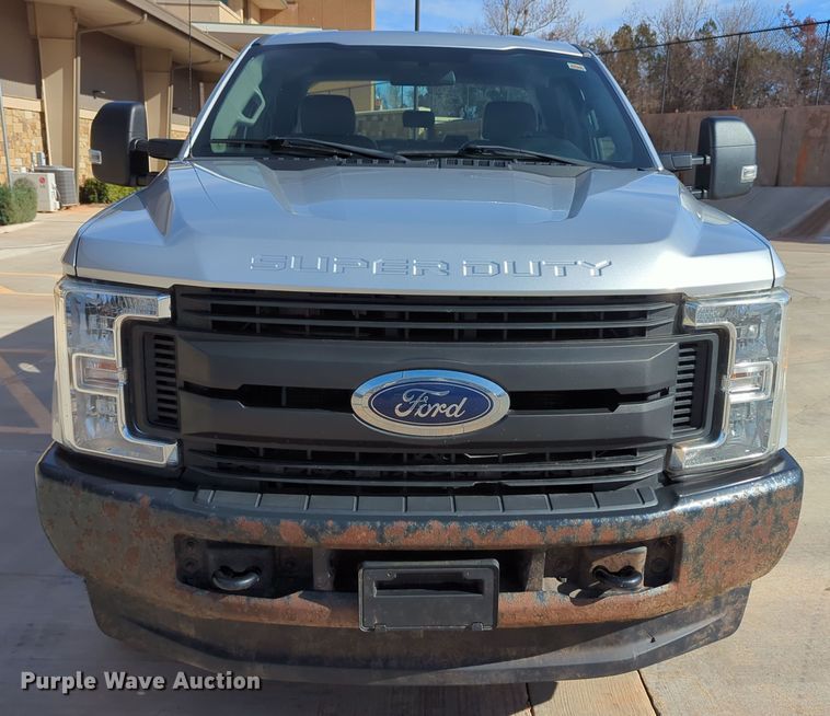 image for item DN3808 2017 Ford F250 Super Duty XL SuperCab pickup truck