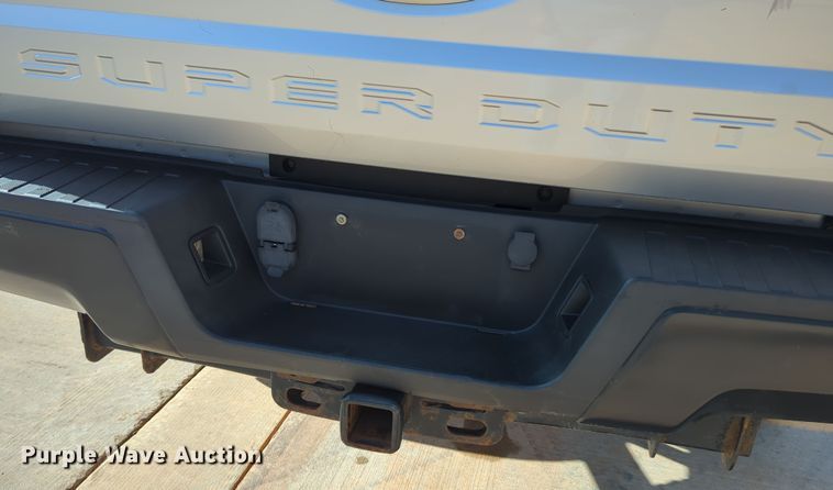 image for item DN3808 2017 Ford F250 Super Duty XL SuperCab pickup truck