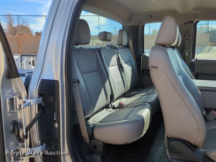 image for item DN3808 2017 Ford F250 Super Duty XL SuperCab pickup truck