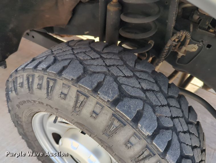 image for item DN3808 2017 Ford F250 Super Duty XL SuperCab pickup truck