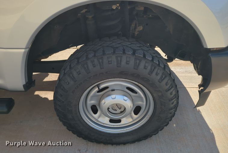 image for item DN3808 2017 Ford F250 Super Duty XL SuperCab pickup truck