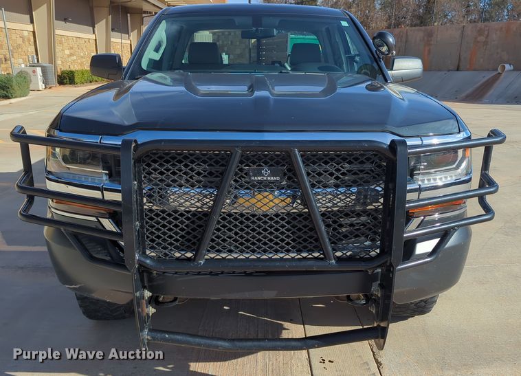 image for item DN3809 2017 Chevrolet Silverado 1500 Double Cab pickup truck