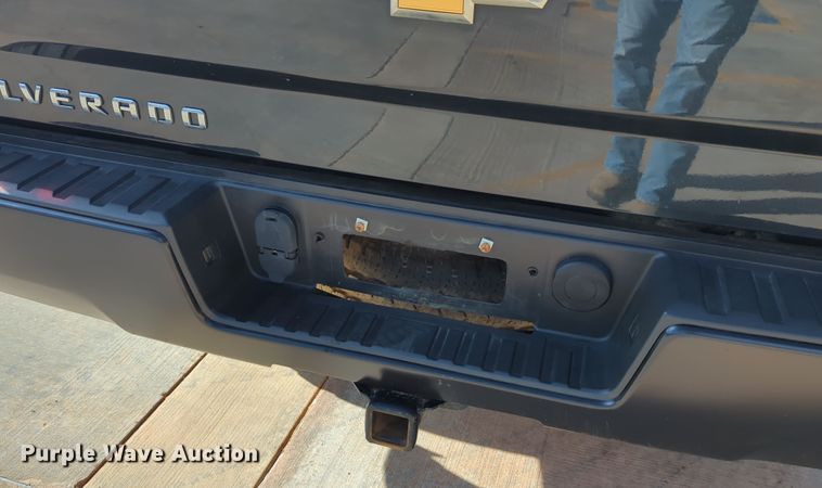 image for item DN3809 2017 Chevrolet Silverado 1500 Double Cab pickup truck