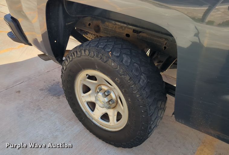 image for item DN3809 2017 Chevrolet Silverado 1500 Double Cab pickup truck