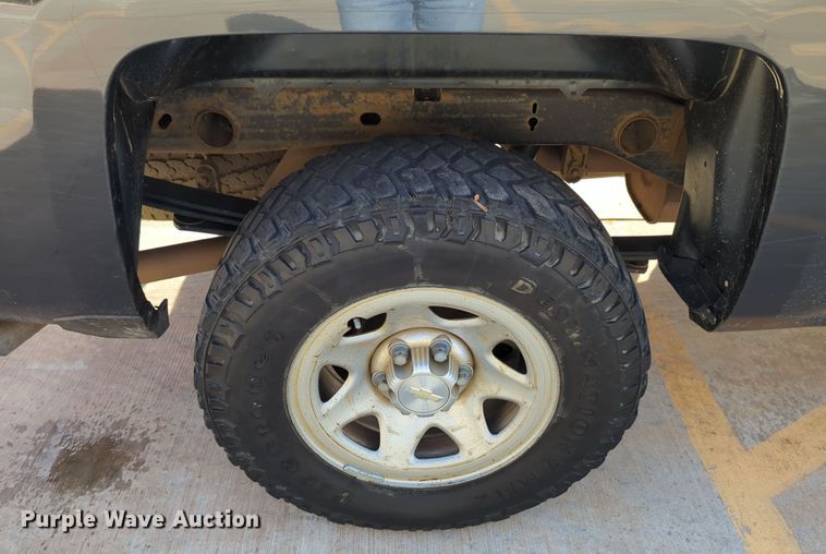 image for item DN3809 2017 Chevrolet Silverado 1500 Double Cab pickup truck