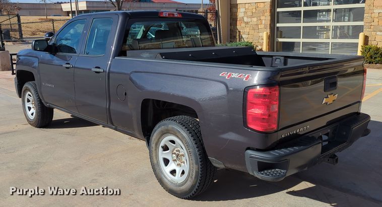 image for item DN3810 2015 Chevrolet Silverado 1500 Double Cab pickup truck