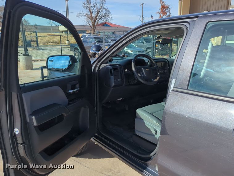 image for item DN3810 2015 Chevrolet Silverado 1500 Double Cab pickup truck