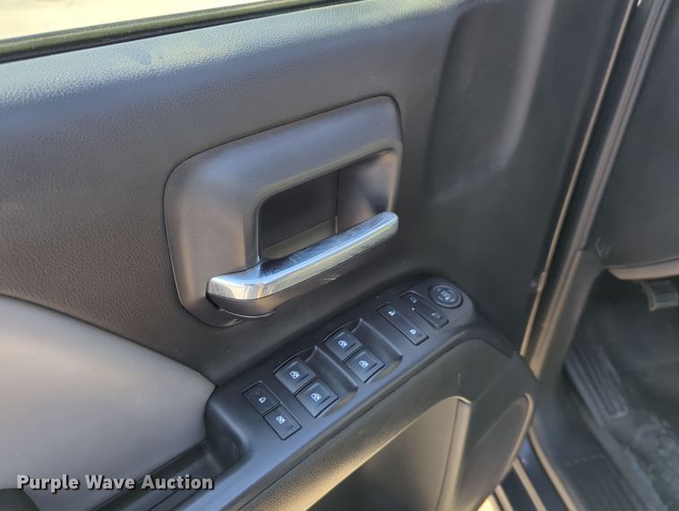 image for item DN3810 2015 Chevrolet Silverado 1500 Double Cab pickup truck