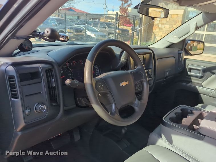 image for item DN3810 2015 Chevrolet Silverado 1500 Double Cab pickup truck