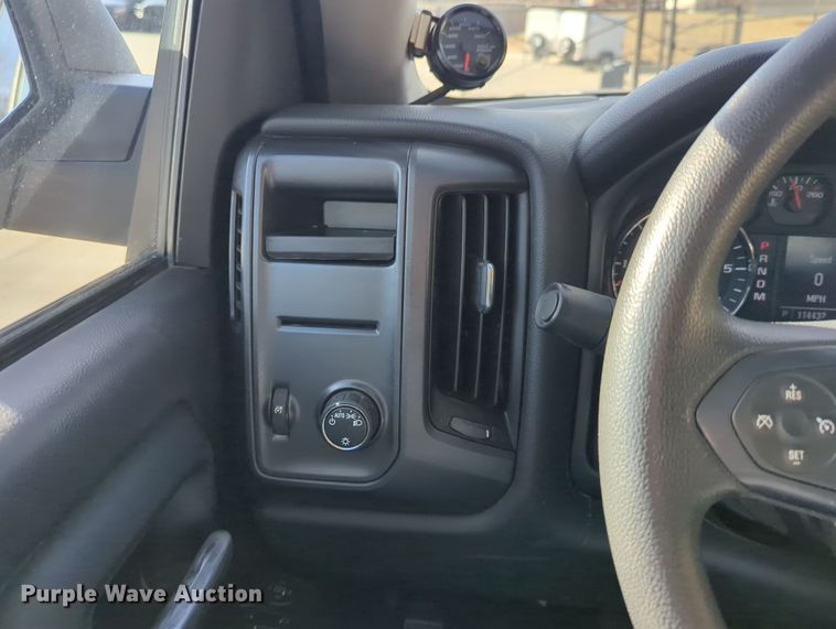 image for item DN3810 2015 Chevrolet Silverado 1500 Double Cab pickup truck