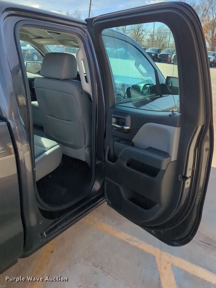 image for item DN3810 2015 Chevrolet Silverado 1500 Double Cab pickup truck