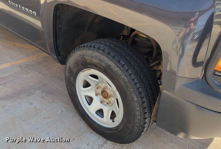 image for item DN3810 2015 Chevrolet Silverado 1500 Double Cab pickup truck