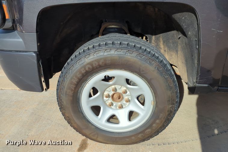 image for item DN3810 2015 Chevrolet Silverado 1500 Double Cab pickup truck