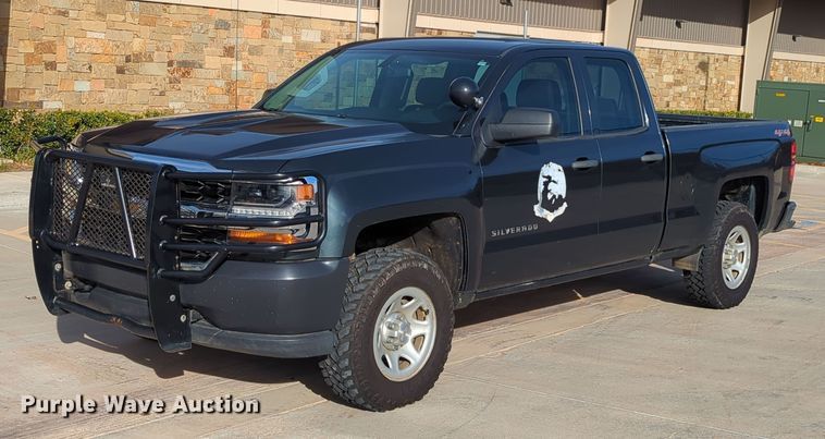 image for item DN3811 2017 Chevrolet Silverado 1500 Double Cab pickup truck