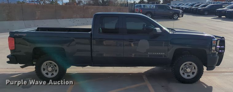 image for item DN3811 2017 Chevrolet Silverado 1500 Double Cab pickup truck