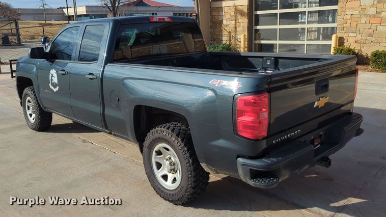 image for item DN3811 2017 Chevrolet Silverado 1500 Double Cab pickup truck