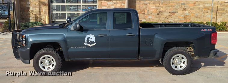 image for item DN3811 2017 Chevrolet Silverado 1500 Double Cab pickup truck