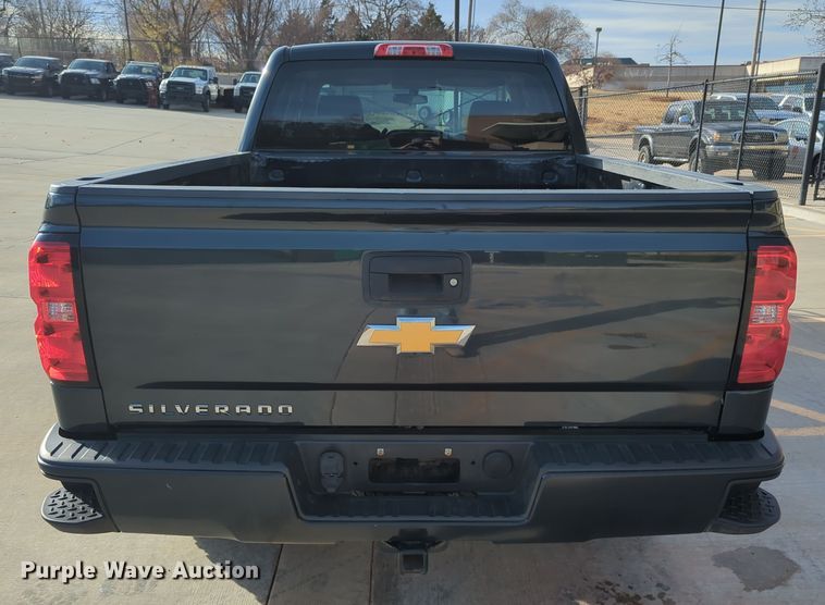 image for item DN3811 2017 Chevrolet Silverado 1500 Double Cab pickup truck