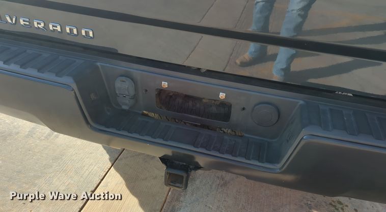 image for item DN3811 2017 Chevrolet Silverado 1500 Double Cab pickup truck