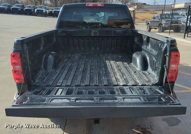 image for item DN3811 2017 Chevrolet Silverado 1500 Double Cab pickup truck