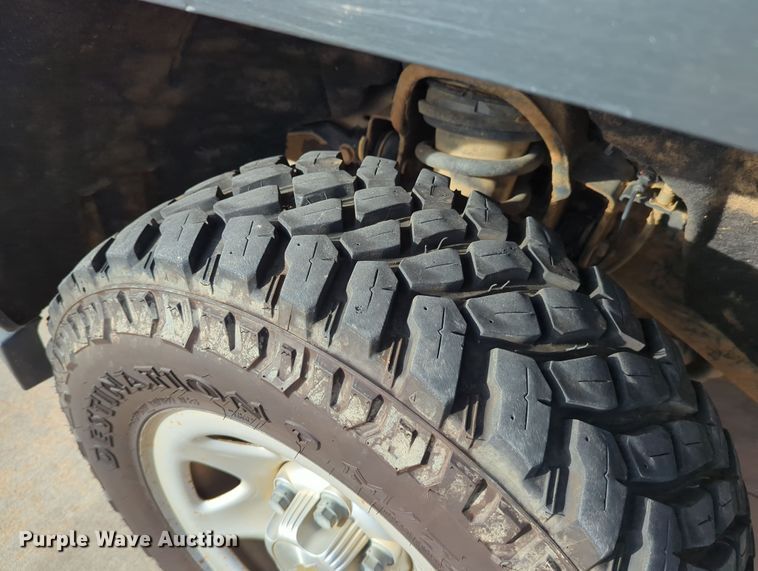 image for item DN3811 2017 Chevrolet Silverado 1500 Double Cab pickup truck