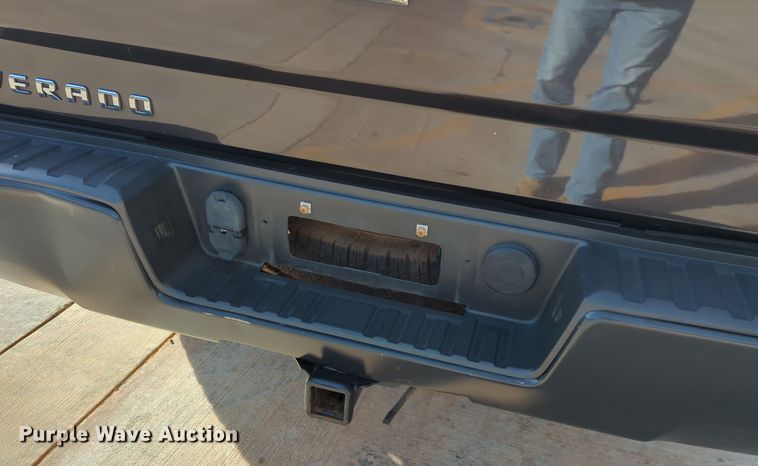 image for item DN3812 2016 Chevrolet Silverado 1500 Crew Cab pickup truck