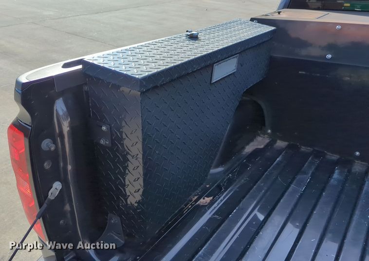 image for item DN3812 2016 Chevrolet Silverado 1500 Crew Cab pickup truck