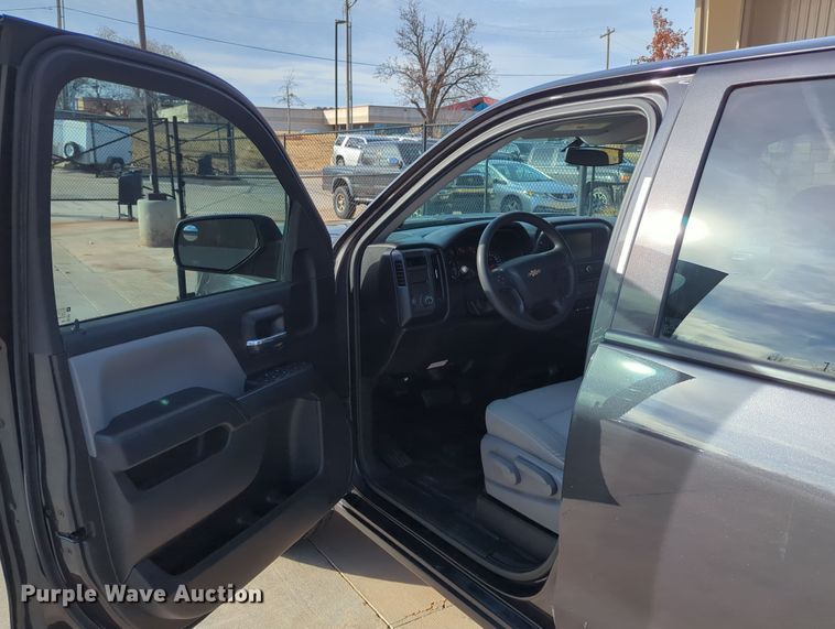 image for item DN3812 2016 Chevrolet Silverado 1500 Crew Cab pickup truck