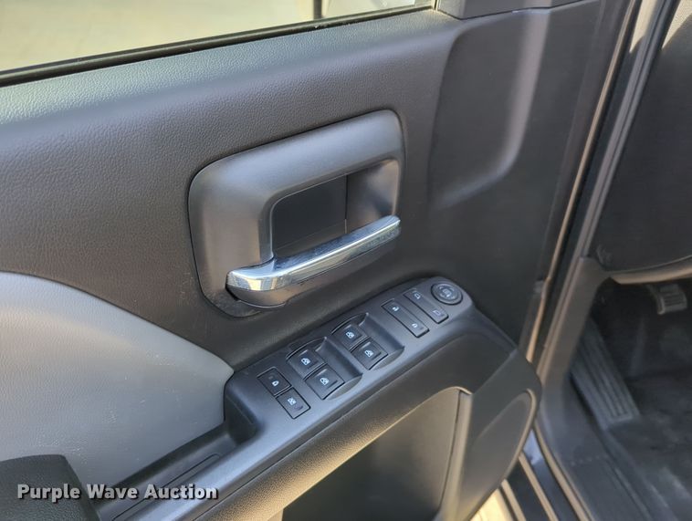 image for item DN3812 2016 Chevrolet Silverado 1500 Crew Cab pickup truck