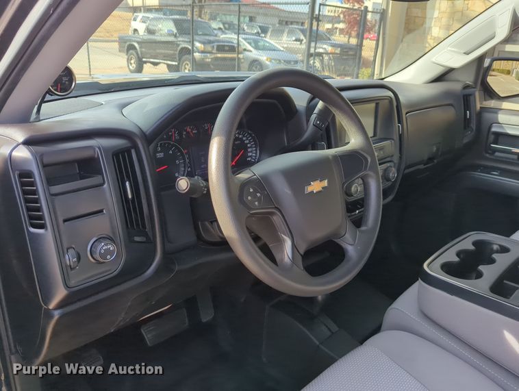 image for item DN3812 2016 Chevrolet Silverado 1500 Crew Cab pickup truck