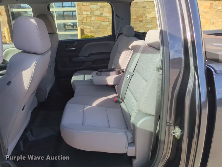 image for item DN3812 2016 Chevrolet Silverado 1500 Crew Cab pickup truck