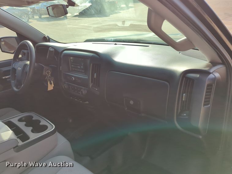 image for item DN3812 2016 Chevrolet Silverado 1500 Crew Cab pickup truck