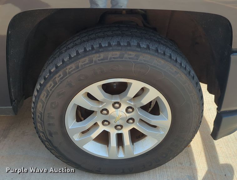 image for item DN3812 2016 Chevrolet Silverado 1500 Crew Cab pickup truck