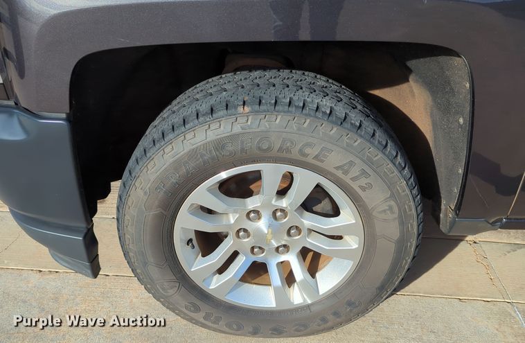 image for item DN3812 2016 Chevrolet Silverado 1500 Crew Cab pickup truck