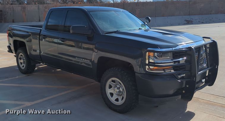 image for item DN3813 2018 Chevrolet Silverado 1500 Double Cab pickup truck