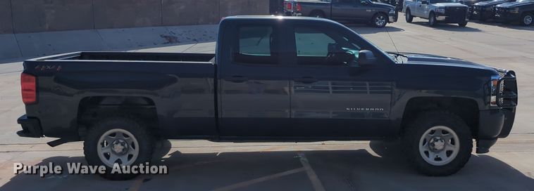 image for item DN3813 2018 Chevrolet Silverado 1500 Double Cab pickup truck