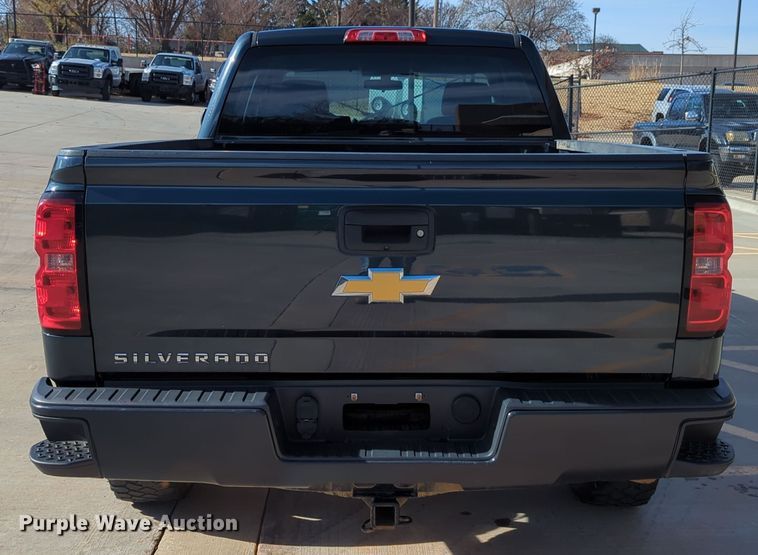 image for item DN3813 2018 Chevrolet Silverado 1500 Double Cab pickup truck